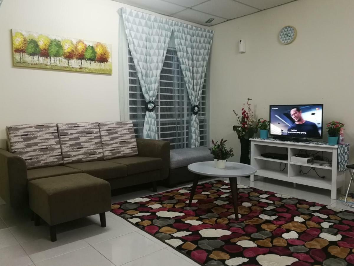 A1-04-03 Damiana Apartment Танджунґ-Малім Екстер'єр фото